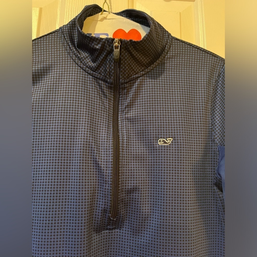 XS Vineyard Vines performance quarter zip in blue/black - Picture 3 of 12